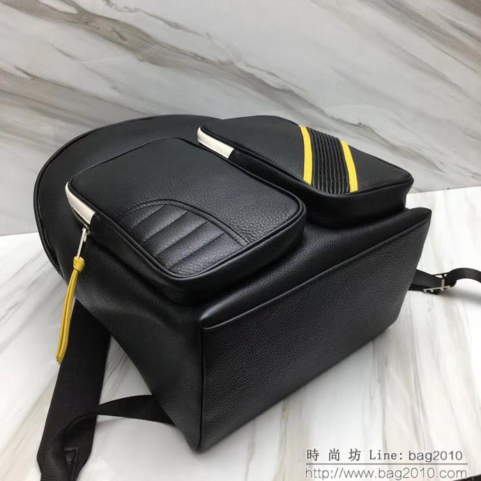 GlVENCHY紀梵希 倒立字母背包 黑色粒面皮革 休閒款雙肩包 29920黑色  tsg1126